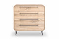 Moderne ladeskast van hout met drie lades en metalen handgrepen